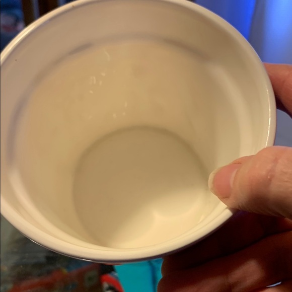 Beatrix Potter  Charming Hand-Painted Ceramic Planter with Playful Animal Design - Picture 3 of 3